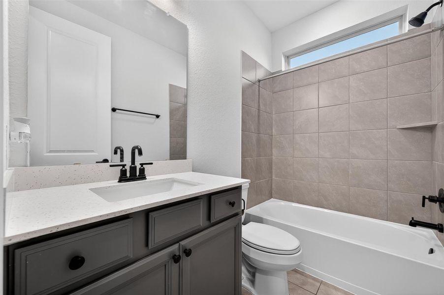 Full secondary bathroom downstairs