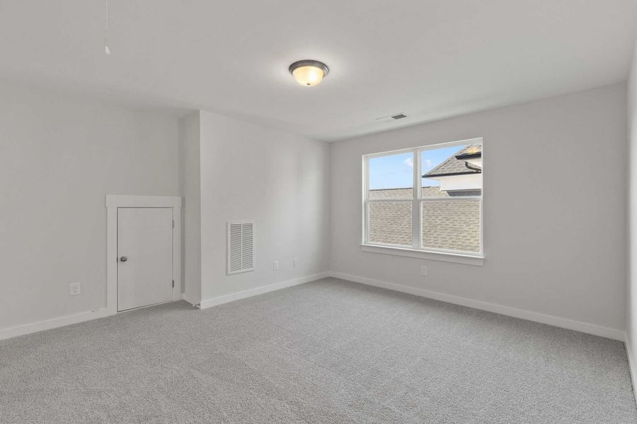 Spacious, unfurnished interior of a new home in , Gallatin (Image 9). Spacious, unfurnished interior of a new home in , Gallatin (Image 9).