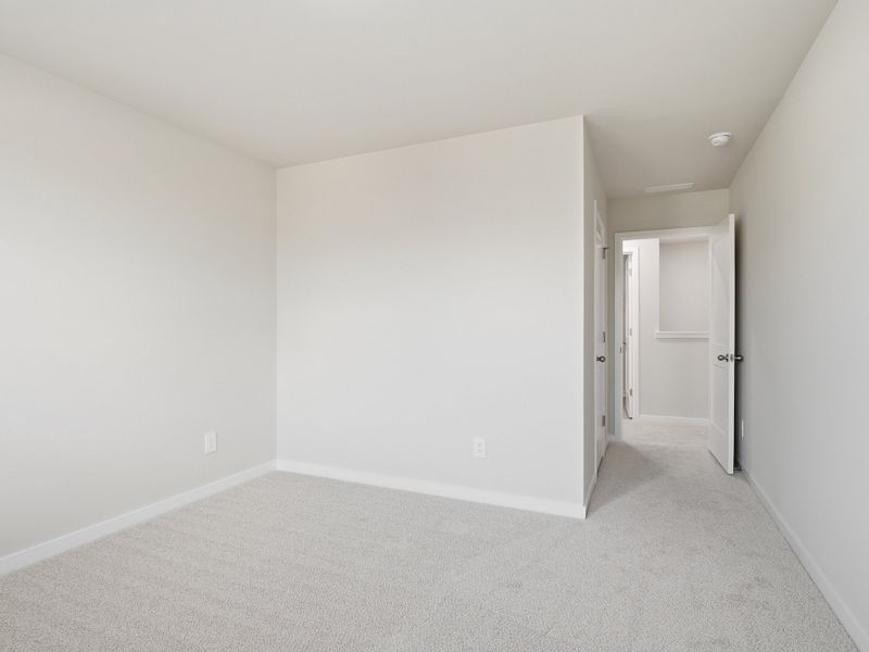 Spacious, unfurnished interior of a new home in Cadence Meadows, Zebulon (Image 23).