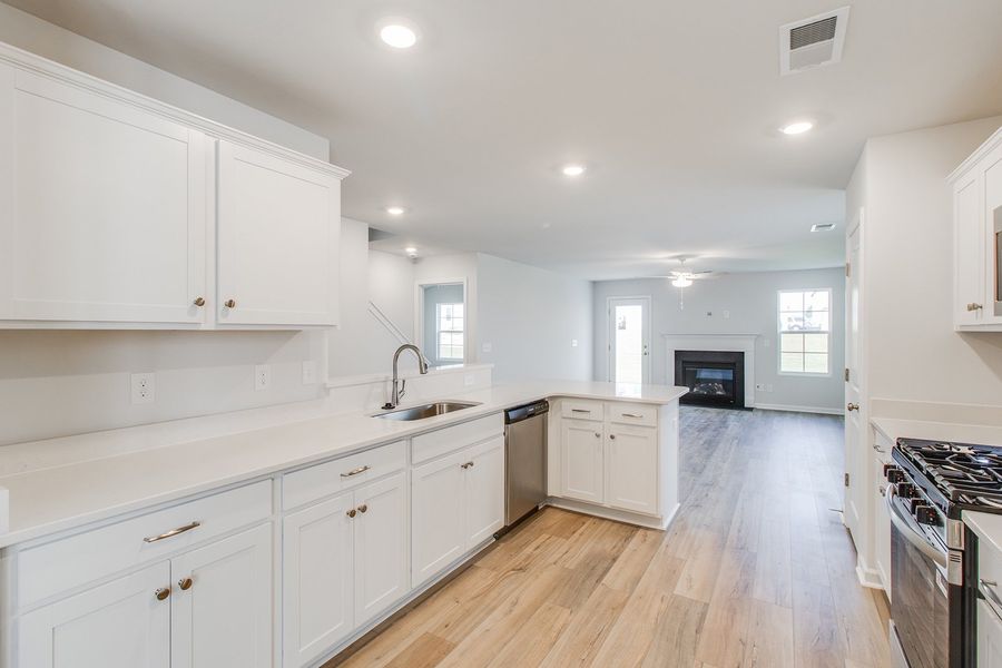 Furnished interior view inside a new home in Winston Point, Gilbert (Image 5).