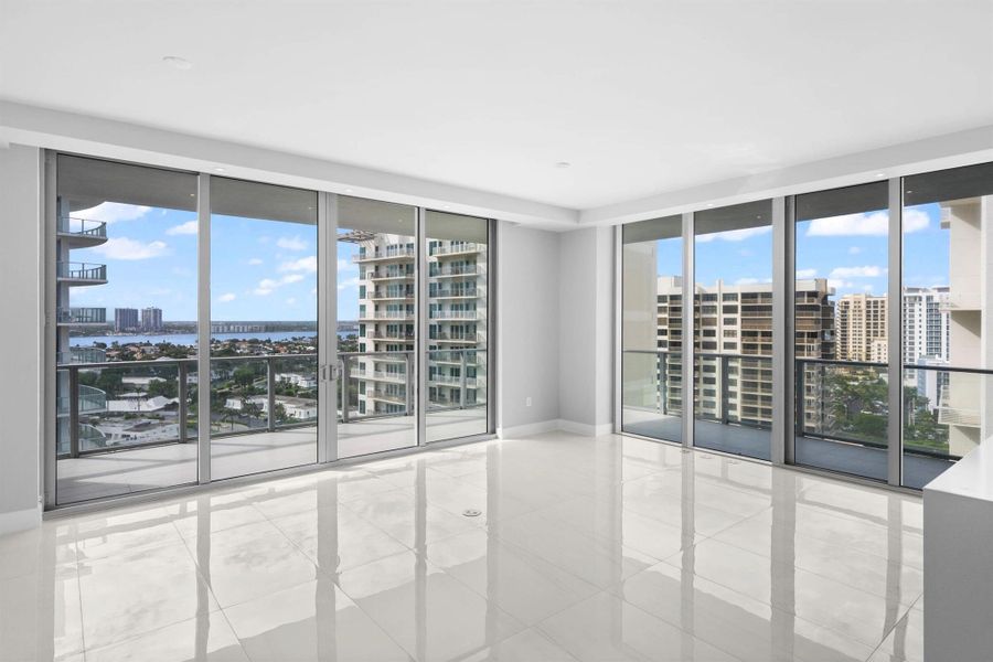 Spacious, unfurnished interior of a new home in , West Palm Beach (Image 40).