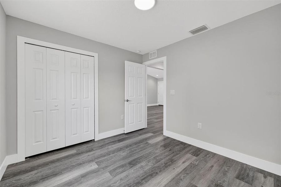 Spacious, unfurnished interior of a new home in , Dunnellon (Image 31).