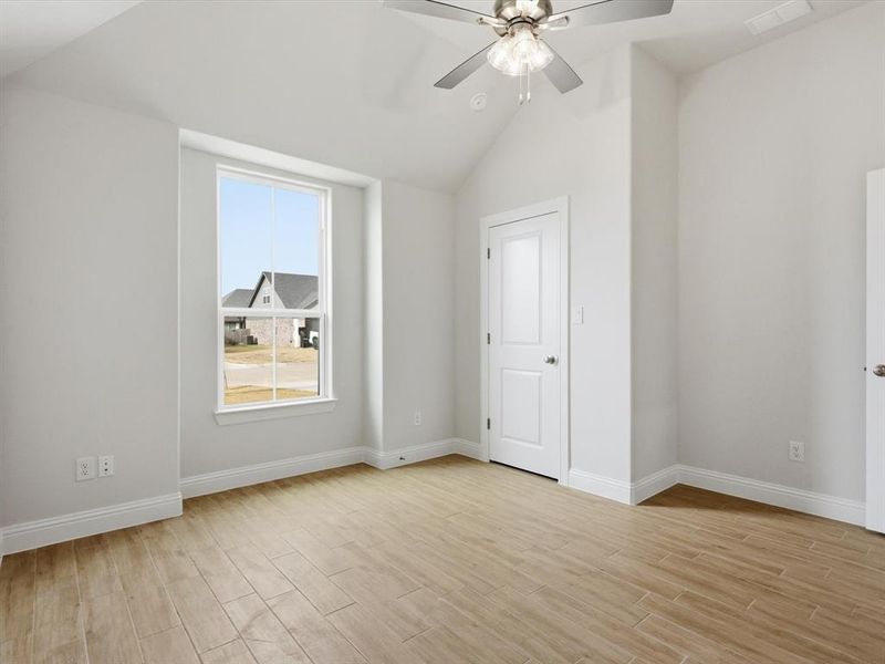 Spacious, unfurnished interior of a new home in , Tolar (Image 30). Spacious, unfurnished interior of a new home in , Tolar (Image 30).