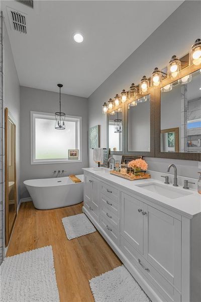 Furnished interior view inside a new home in , Yoakum (Image 30).