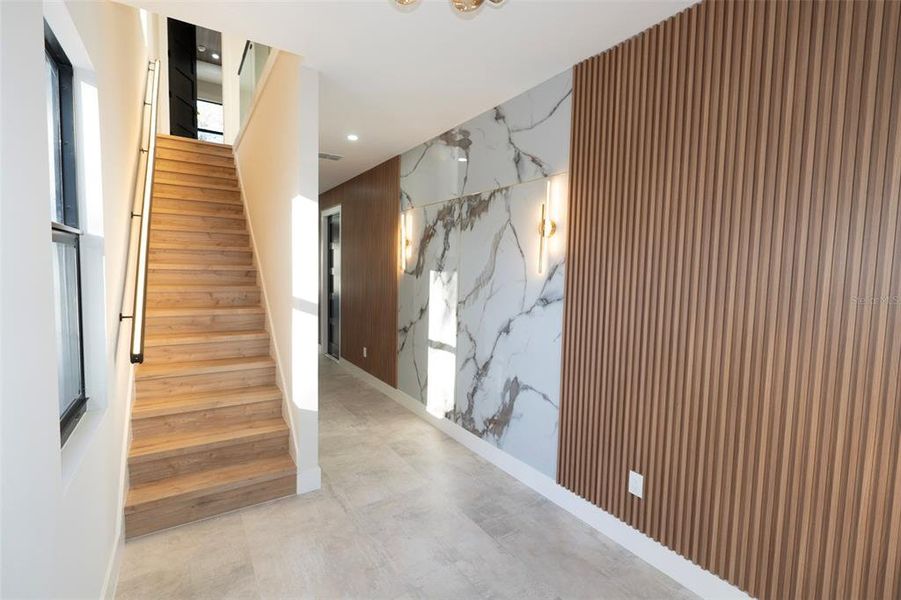 Spacious, unfurnished interior of a new home in , Tampa (Image 39).