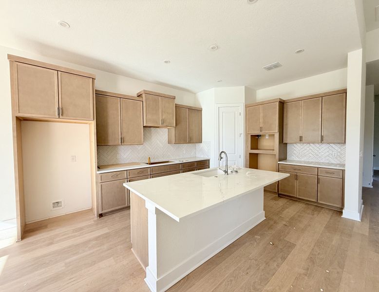 Furnished interior view inside a new home in Persimmon, Buda (Image 5).