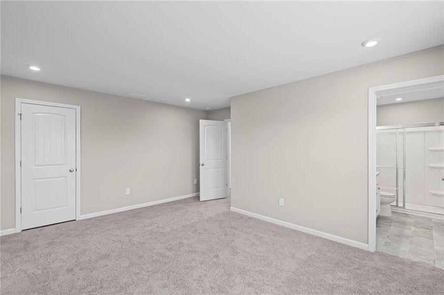 Spacious, unfurnished interior of a new home in Crossvine Estates, Braselton (Image 13).