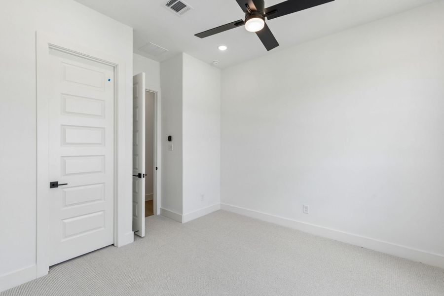Spacious, unfurnished interior of a new home in The Parks at Wilson Creek, Celina (Image 53). Spacious, unfurnished interior of a new home in The Parks at Wilson Creek, Celina (Image 53).