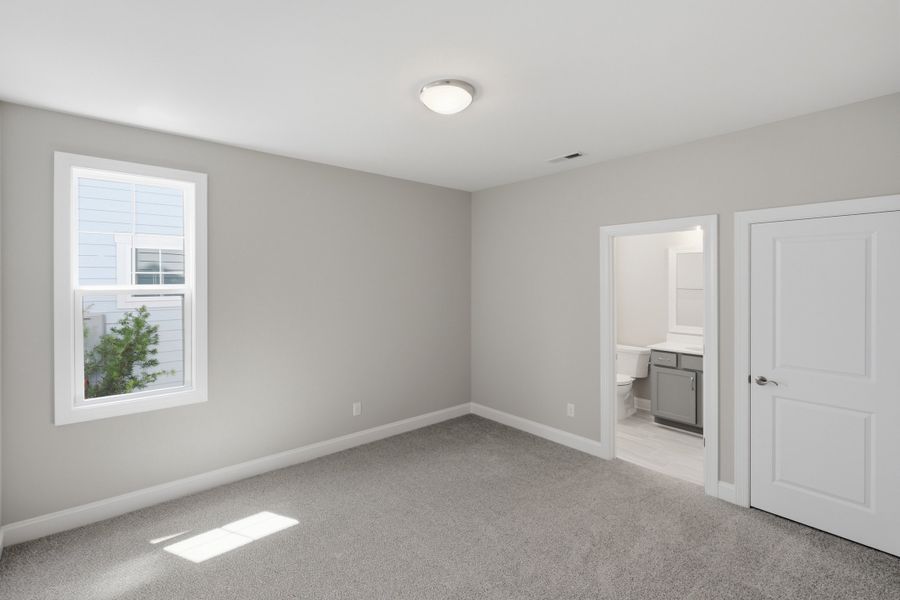 Representative unfurnished interior of a home built from the Causeway by Kent Homes in Terrapin, Leland (Image 26). Representative unfurnished interior of a home built from the Causeway by Kent Homes in Terrapin, Leland (Image 26).