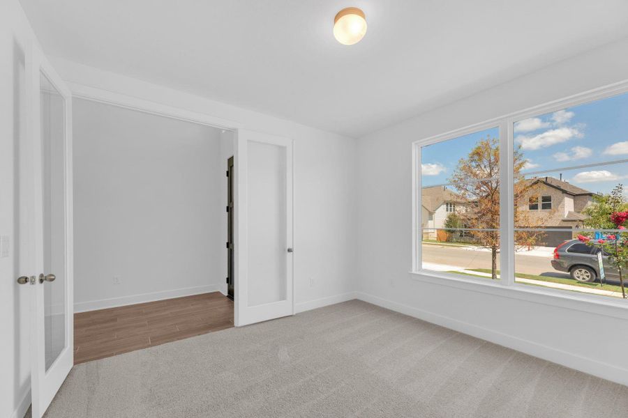 Spacious, unfurnished interior of a new home in Nolina, Georgetown (Image 16).