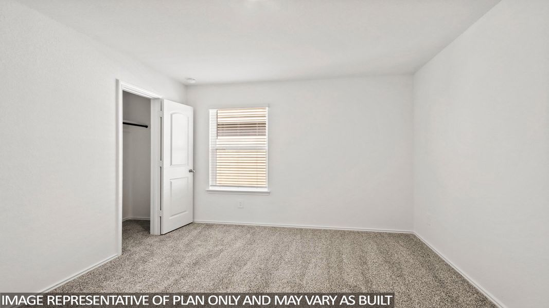 Spacious, unfurnished interior of a new home in Harrington Trails at The Canopies, Splendora (Image 19).