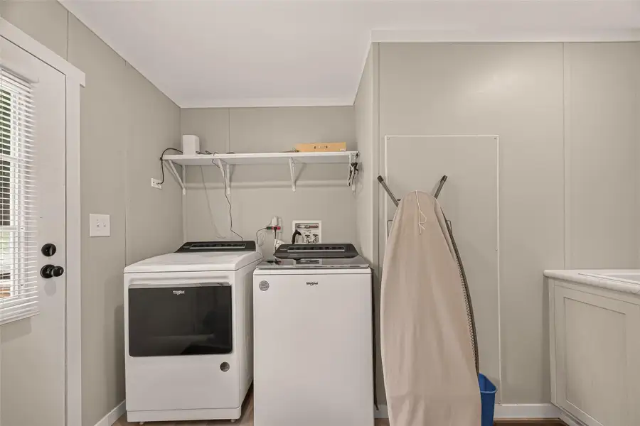 Image 34 of a home in .