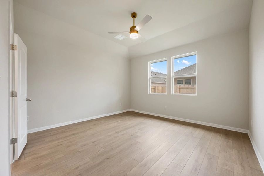 Spacious, unfurnished interior of a new home in La Cima, San Marcos (Image 20).