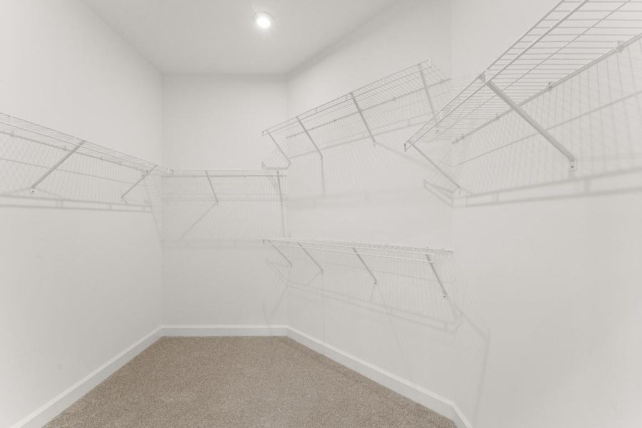 US_SEF_CASCADES_LOT 356_owners closet