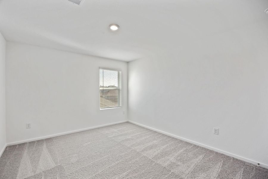 Spacious, unfurnished interior of a new home in Decker Farms, Magnolia (Image 13).