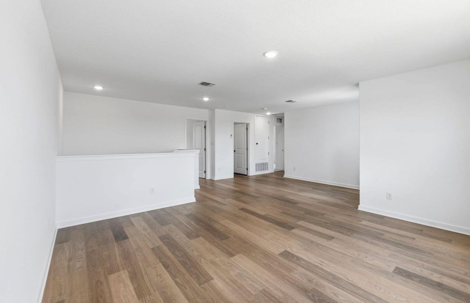 Spacious, unfurnished interior of a new home in La Cima, San Marcos (Image 17). Spacious, unfurnished interior of a new home in La Cima, San Marcos (Image 17).