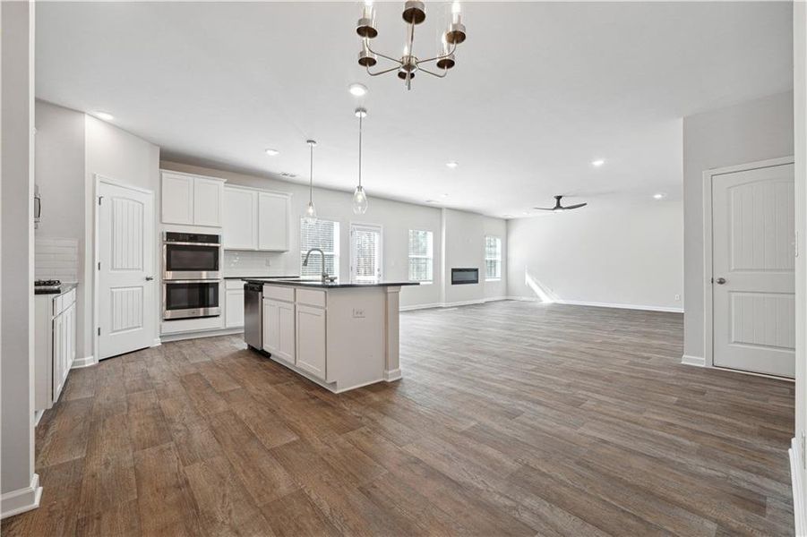 Spacious, unfurnished interior of a new home in Conner Springs, Social Circle (Image 5). Spacious, unfurnished interior of a new home in Conner Springs, Social Circle (Image 5).