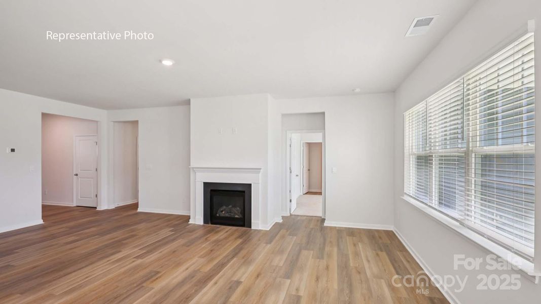 Spacious, unfurnished interior of a new home in Wallace Springs, Statesville (Image 21).