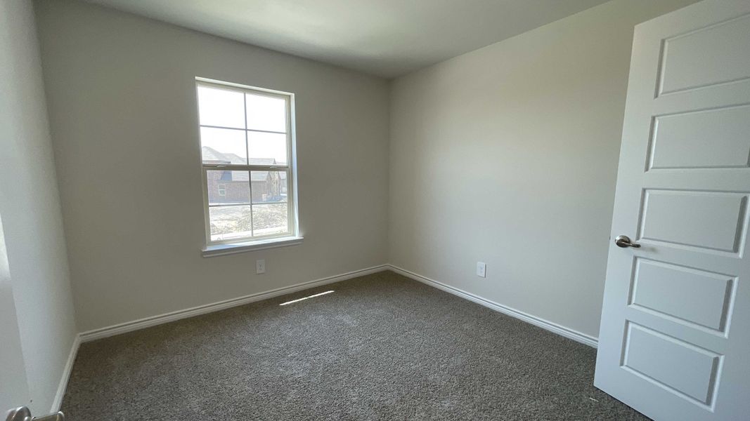 Spacious, unfurnished interior of a new home in Elevon, Lavon (Image 9).