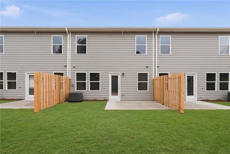 Exterior details and patio area of a home in Moss Creek, Hogansville (Image 4).
