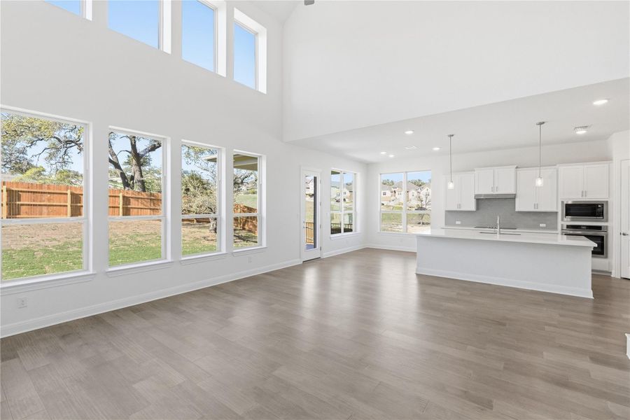 Spacious, unfurnished interior of a new home in Retreat at San Gabriel, Georgetown (Image 19).