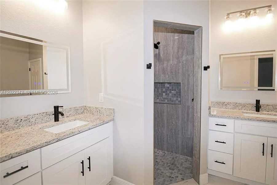 Furnished interior view inside a new home in , Sebring (Image 6).