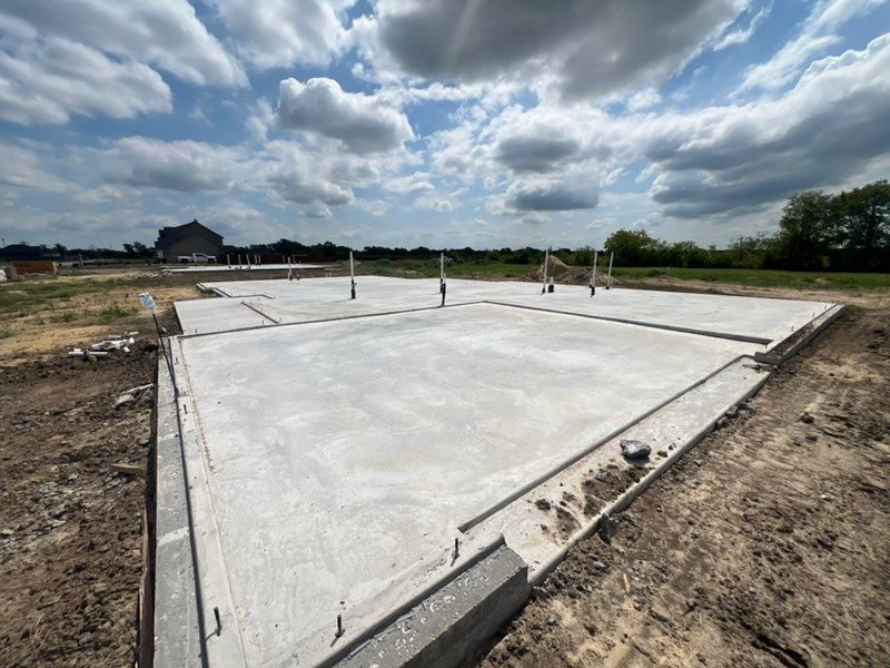 Image 2 of a home in Oak Valley.