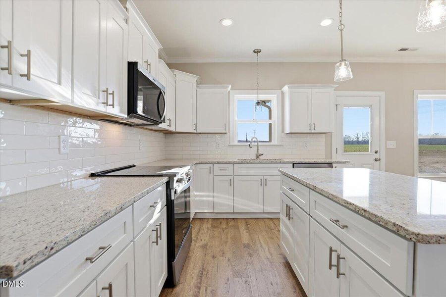 16-604 S Vance St-16