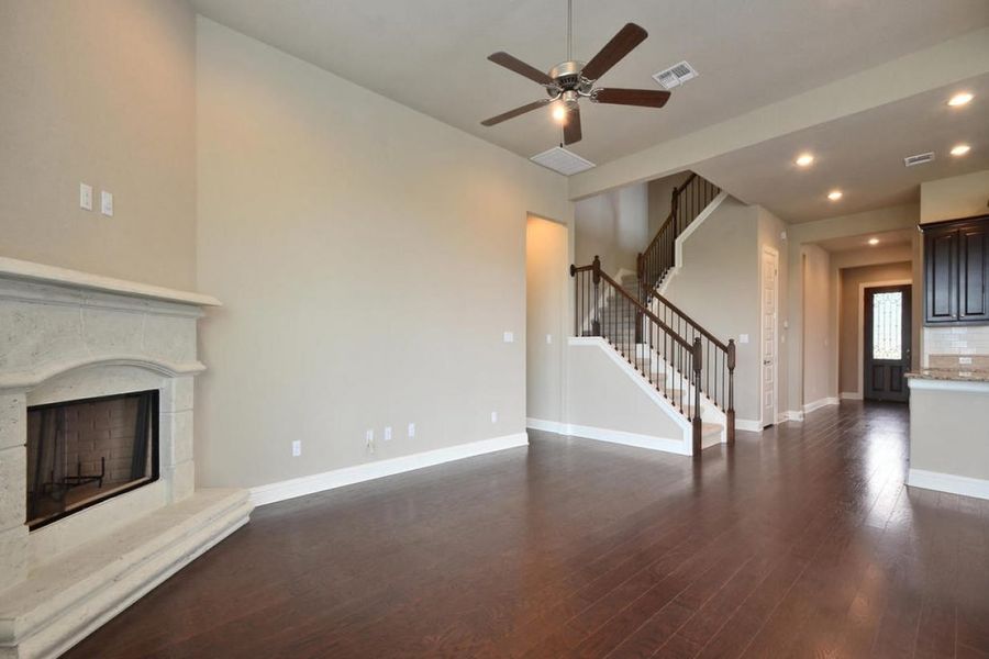 Representative unfurnished interior of a home built from the Oaks 3646 by Brohn Homes in Oaks at San Gabriel, Georgetown (Image 9).