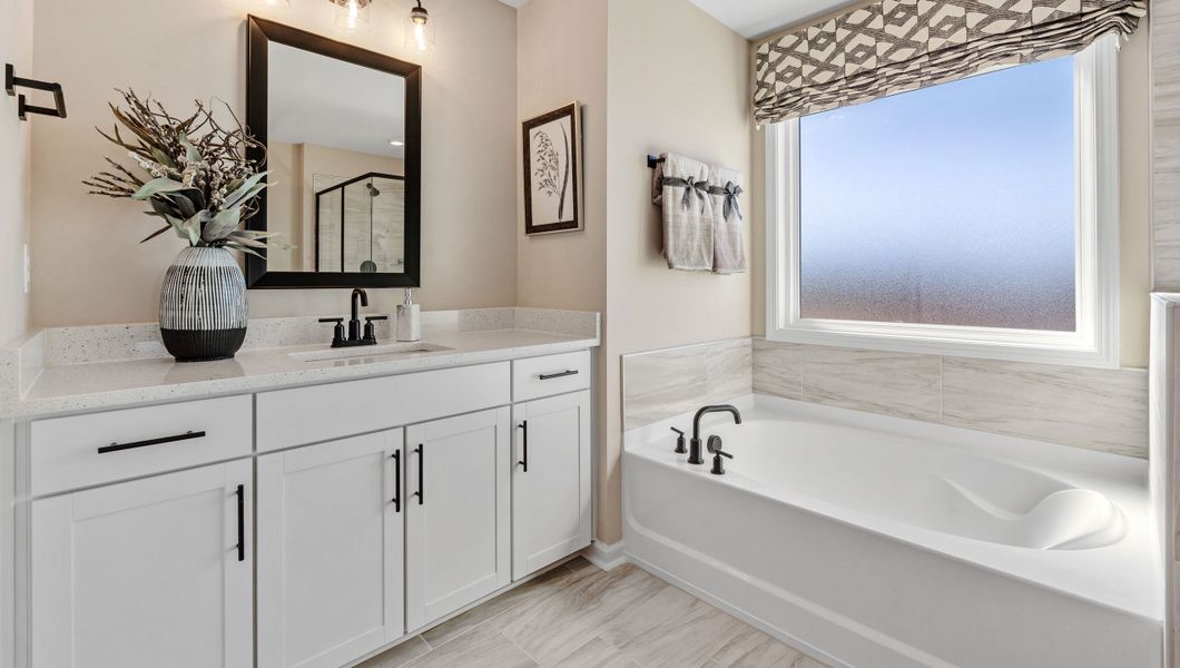 Representative furnished interior of a home built from the HAMPSHIRE by D.R. Horton in Cottonwood Ridge, Piedmont (Image 31).