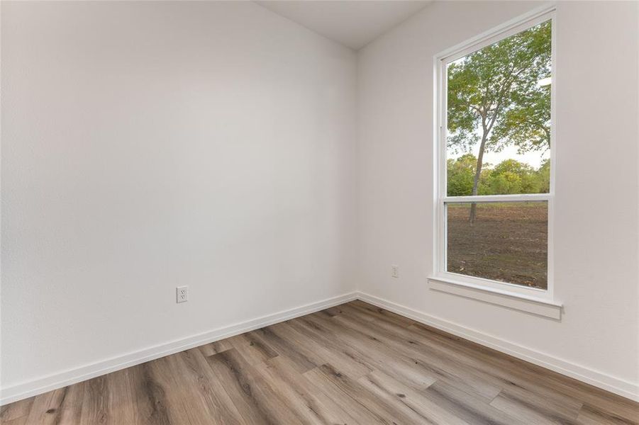 Spacious, unfurnished interior of a new home in , Kemp (Image 24).