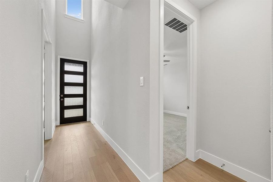 Spacious, unfurnished interior of a new home in , Prosper (Image 15).