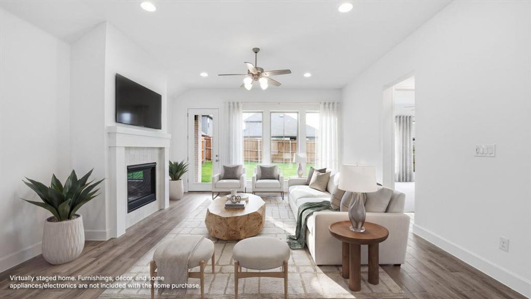 Furnished interior view inside a new home in Avondale, Fate (Image 7).