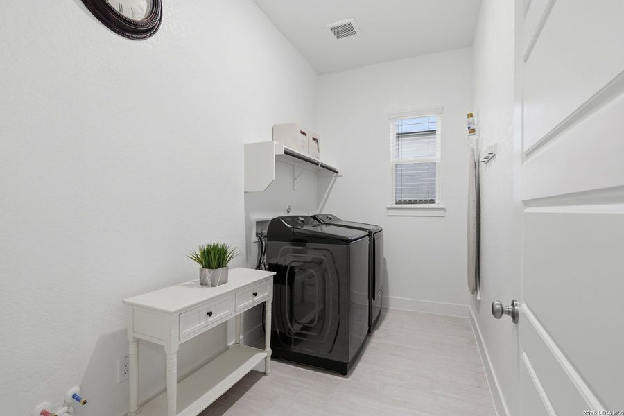 Furnished interior view inside a new home in , Seguin (Image 33). Furnished interior view inside a new home in , Seguin (Image 33).