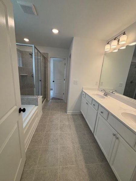 Furnished interior view inside a new home in , Buford (Image 8).