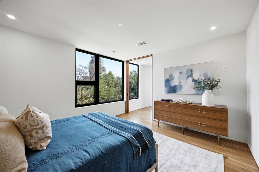 Furnished interior view inside a new home in , Dallas (Image 33).