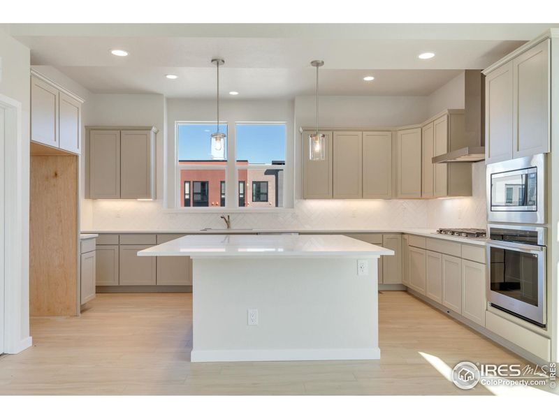 Upgraded Cabinets and Countertops