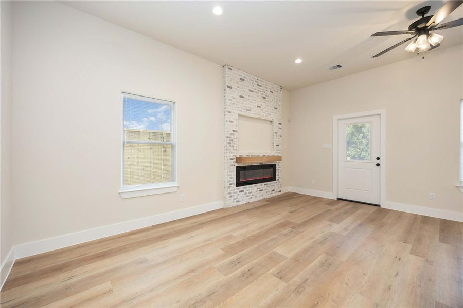 Spacious, unfurnished interior of a new home in , Houston (Image 23). Spacious, unfurnished interior of a new home in , Houston (Image 23).