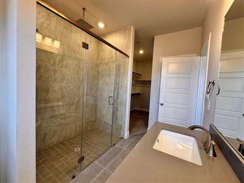 Furnished interior view inside a new home in Grand Oaks Reserve, Cleveland (Image 10). Furnished interior view inside a new home in Grand Oaks Reserve, Cleveland (Image 10).