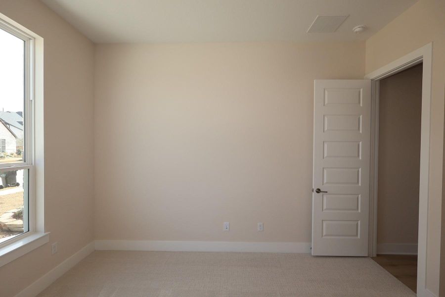 Spacious, unfurnished interior of a new home in Dunham Pointe, Cypress (Image 40). Spacious, unfurnished interior of a new home in Dunham Pointe, Cypress (Image 40).