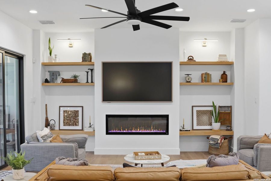 Furnished interior view inside a new home in , Canyon Lake (Image 19).