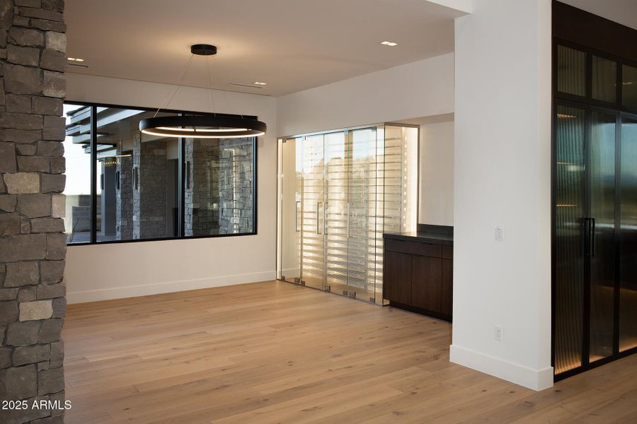 25-0015(DOM)30 25-0015(DOM)30