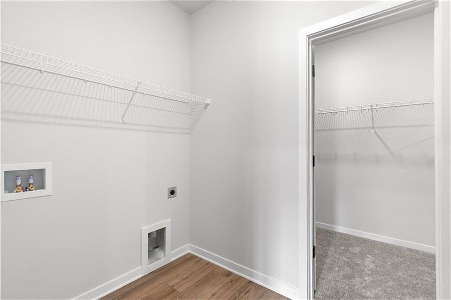 Spacious, unfurnished interior of a new home in Rosewood Lake Preserve, Hoschton (Image 29).