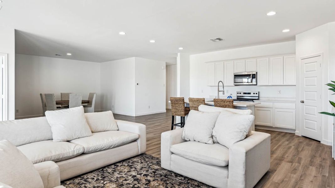 Representative furnished interior of a home built from the Eureka by D.R. Horton in Magma Ranch Vistas, Florence (Image 8). Representative furnished interior of a home built from the Eureka by D.R. Horton in Magma Ranch Vistas, Florence (Image 8).