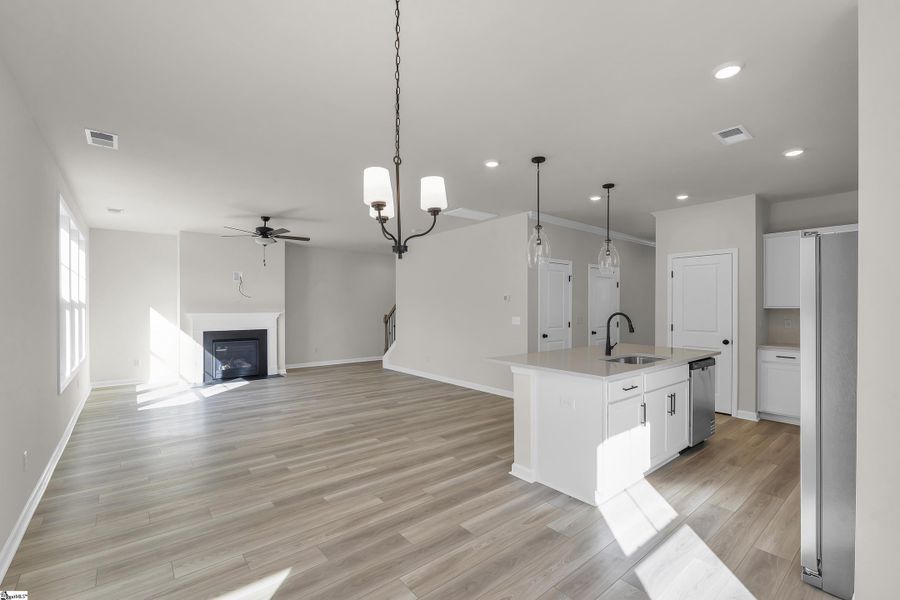 Image 31 of a home in Lynbrook.