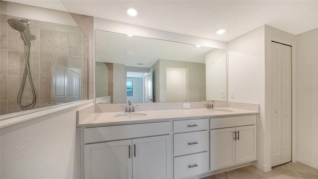 Furnished interior view inside a new home in Legends Cove, Bradenton (Image 13).
