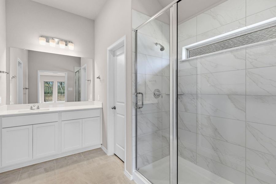 Furnished interior view inside a new home in Grand Central Park, Conroe (Image 12). Furnished interior view inside a new home in Grand Central Park, Conroe (Image 12).