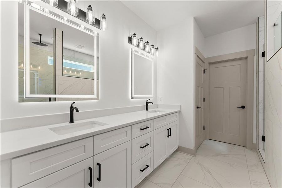 Furnished interior view inside a new home in , Baldwin (Image 14).