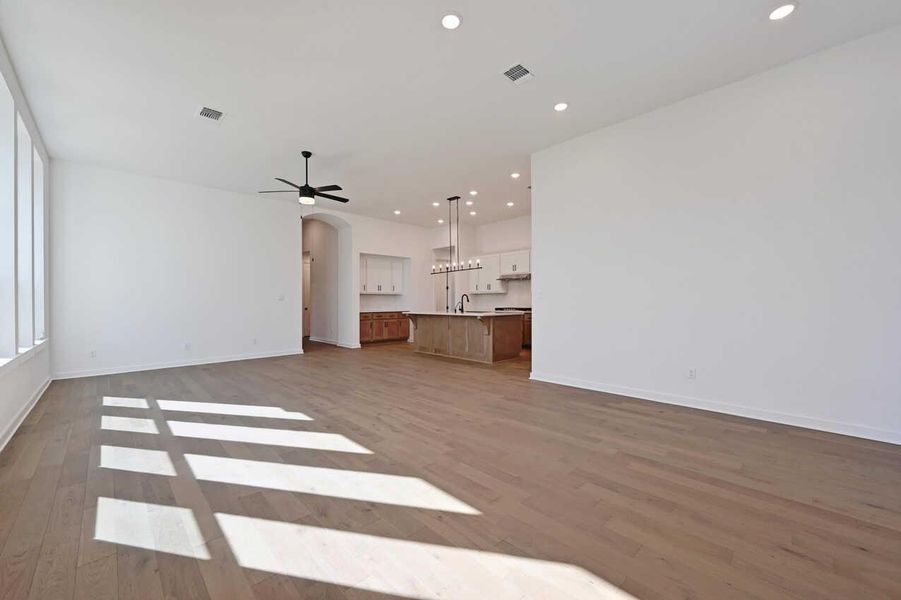 Spacious, unfurnished interior of a new home in Meridiana, Manvel (Image 17).