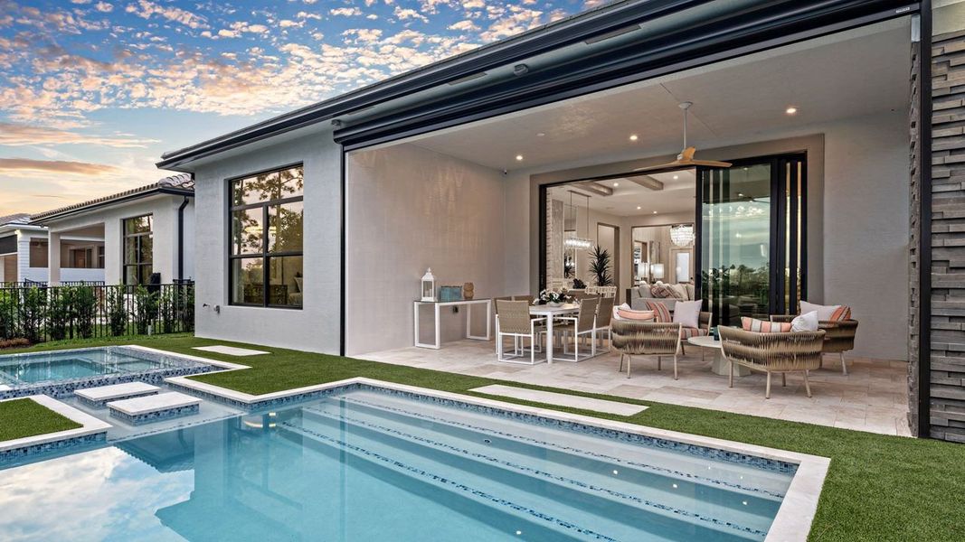 Pool & Outdoor Living